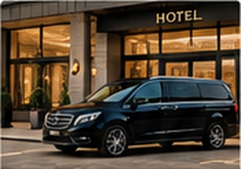 Hotel and train station pickup with private driver in Oslo